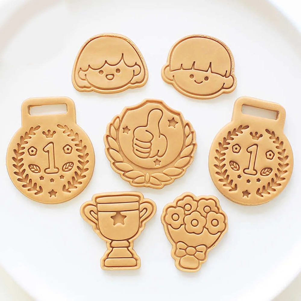 Medals Trophies Cookie Cutters - огляд і ціна Kitchen Baking Cake